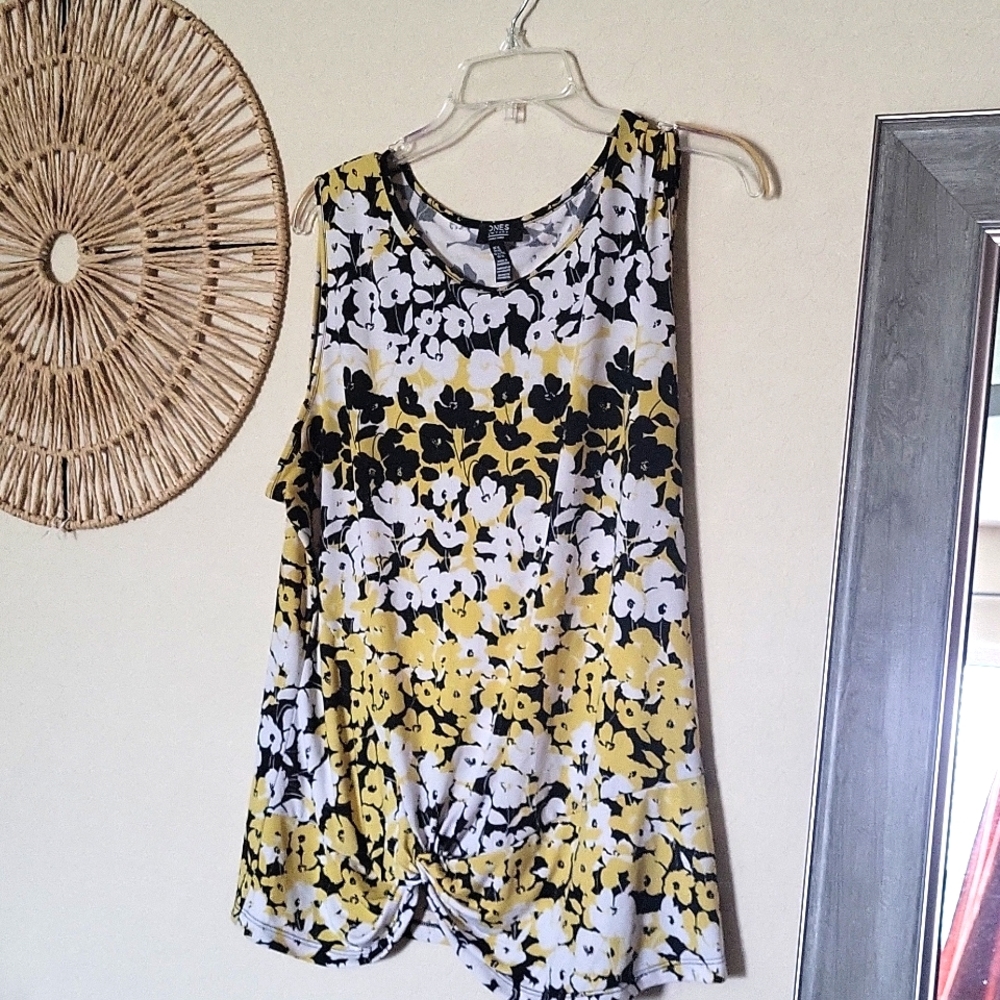 XL Black and Blue blouse Jones New York Black, white and Yellow blouse